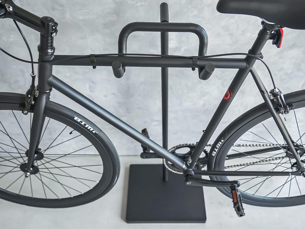 FAHRRAD-STÄNDER Tower schwarz 38/92/33 cm für die Wohnung - Schwarz, Metall (33/94/38cm) - Yamazaki