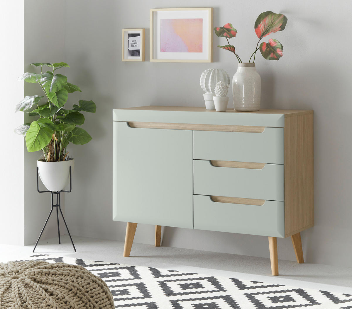 SIDEBOARD Pistazie grün, Eiche, skandinavisch 107 cm, Kommode mit Soft-Close - Eichefarben/Pastellgrün, Holz/Holzwerkstoff (107/83/40cm) - Furn.Design