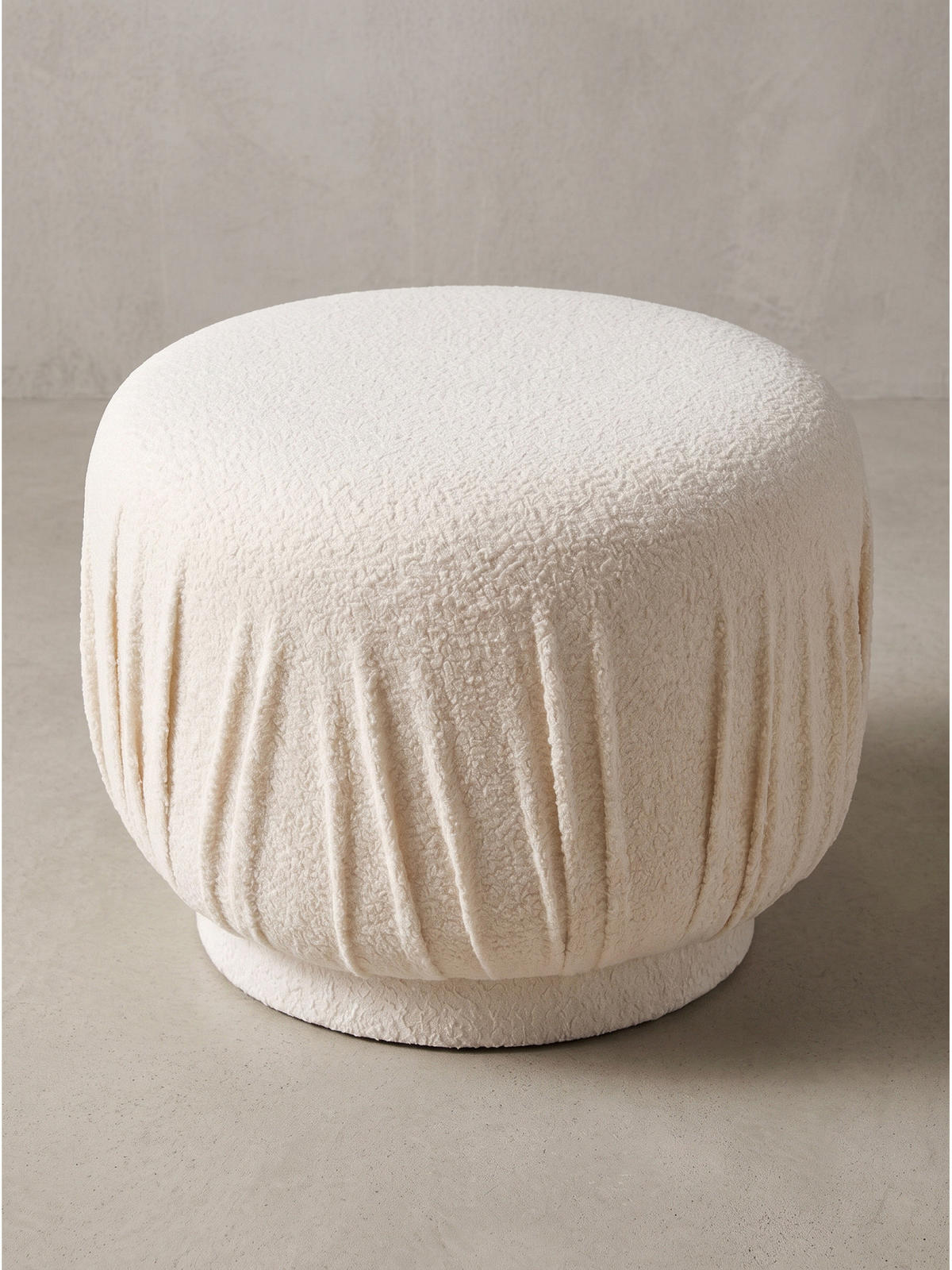 SITZHOCKER AVEN, Stoff, mit Textilbezug, Creme, Ø 50 x 40 cm - Beige/Creme, Textil (50/40/50cm) - KADIMA DESIGN