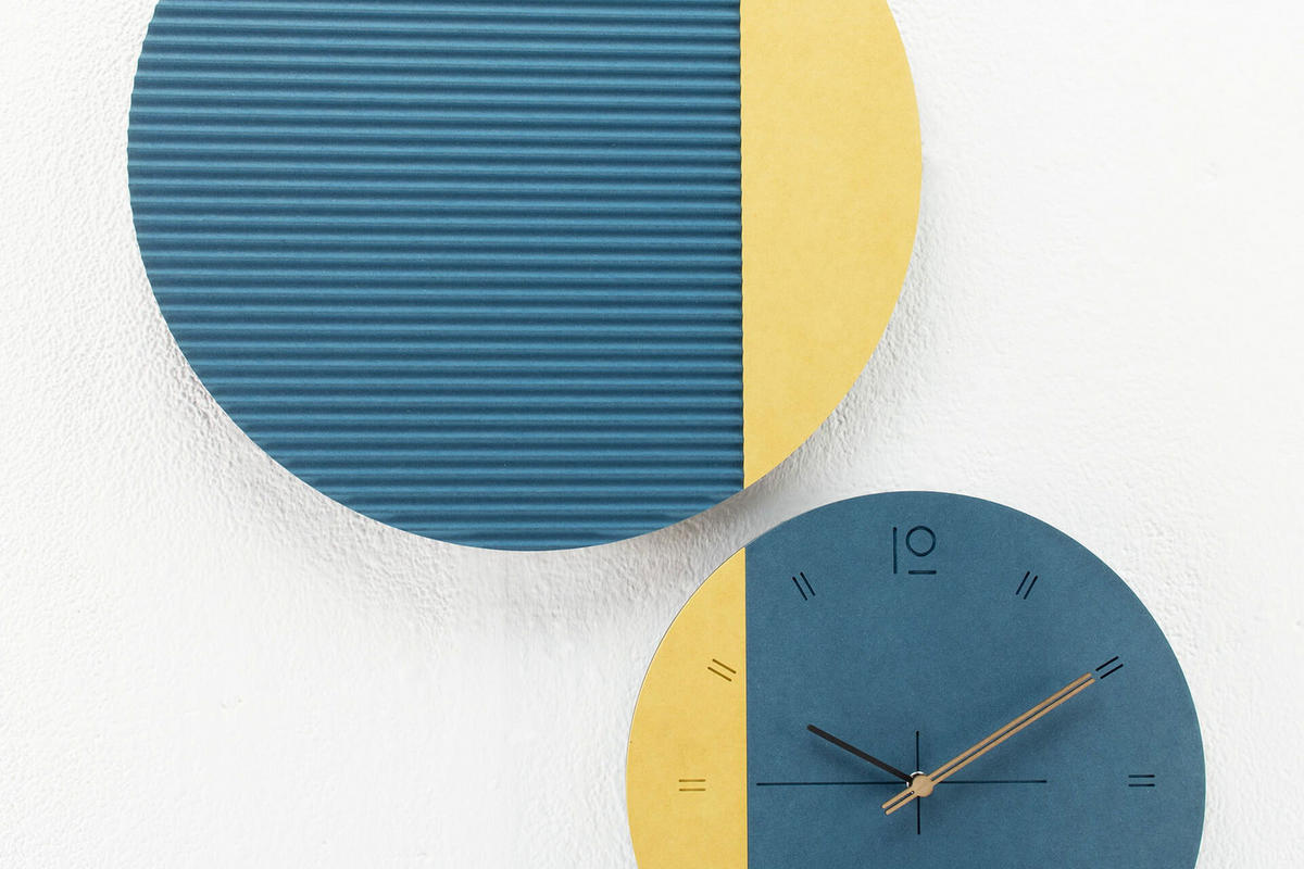 WANDUHR Design Blau 55/134 cm - Blau, Glas/Holzwerkstoff (54.7/133.9/1cm) - ONZENO