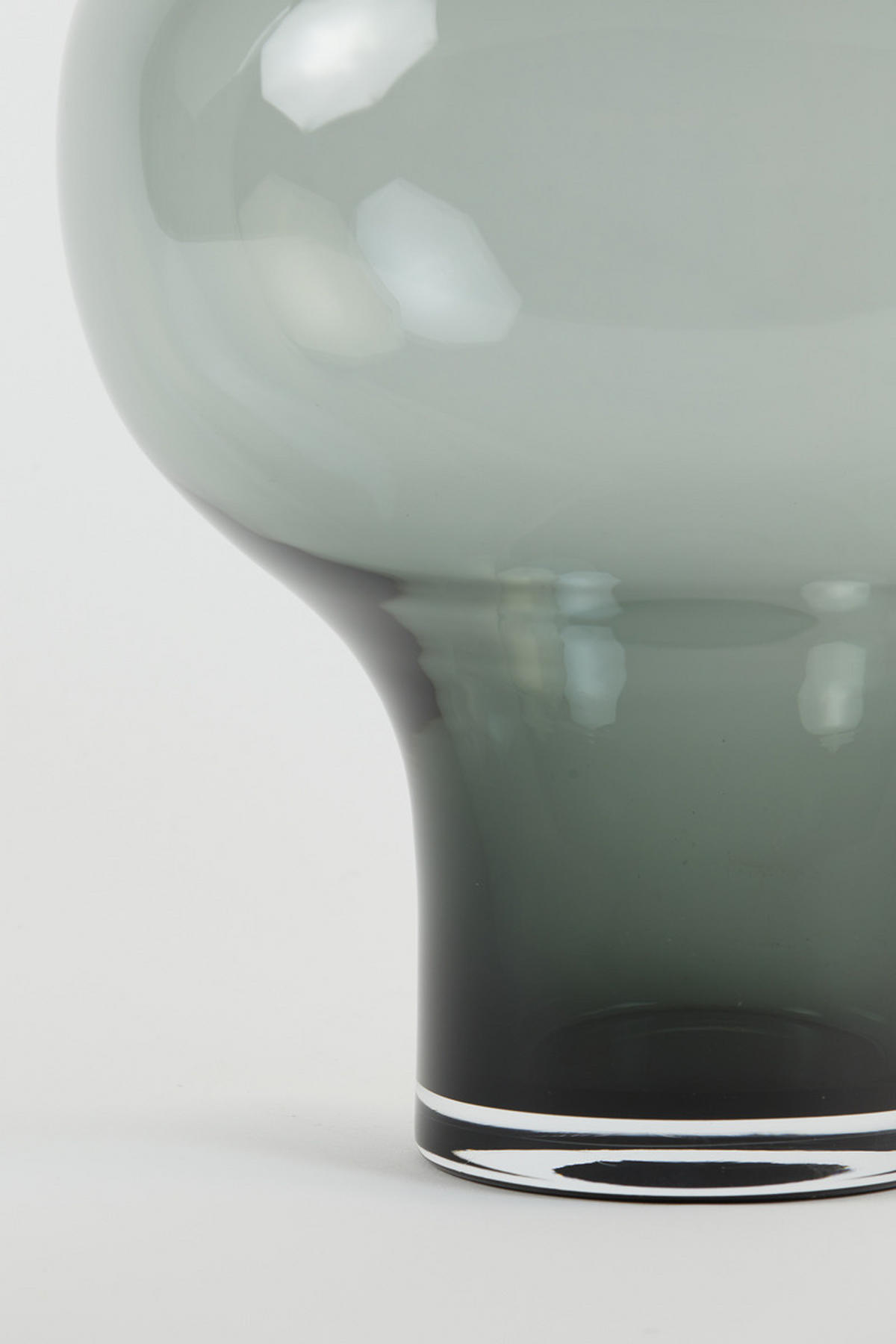 VASE Kaela Grau Ø25,5/47 cm - Grau, Glas (25.5/47cm) - Light & Living