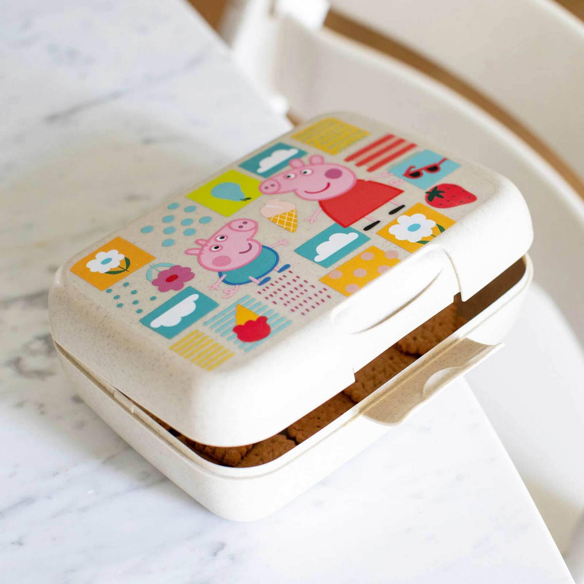 LUNCHBOX Candy Peppa Pig organic sand 19 x 13,5 x 6,5 cm - Beige, Kunststoff (13.5/6.5/19cm) - Koziol