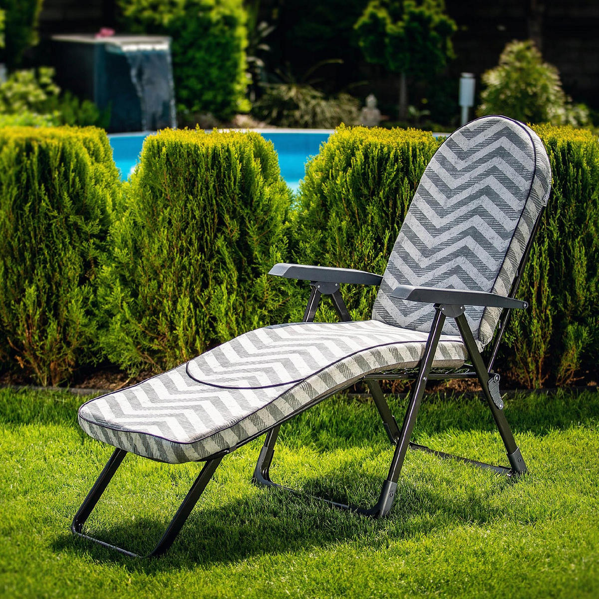 GARTENLIEGESTUHL 184 x 110 cm „Zigzag“ - Weiß/Grau, Metall (57/184cm) - KADAX