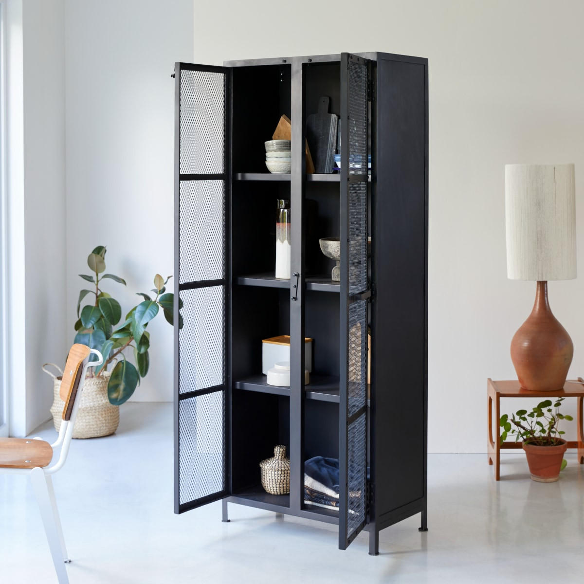 GESCHIRRSCHRANK Cléo Schwarz aus Metall - Schwarz, Metall (70/175/35cm) - Tikamoon