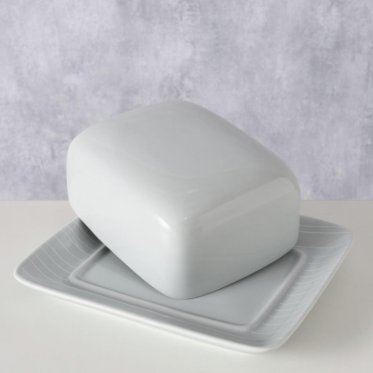 BUTTERDOSE aus Keramik Bergen Grau 17/14,2/7 cm - Grau, Keramik (14.2/7/17cm) - Boltze Home