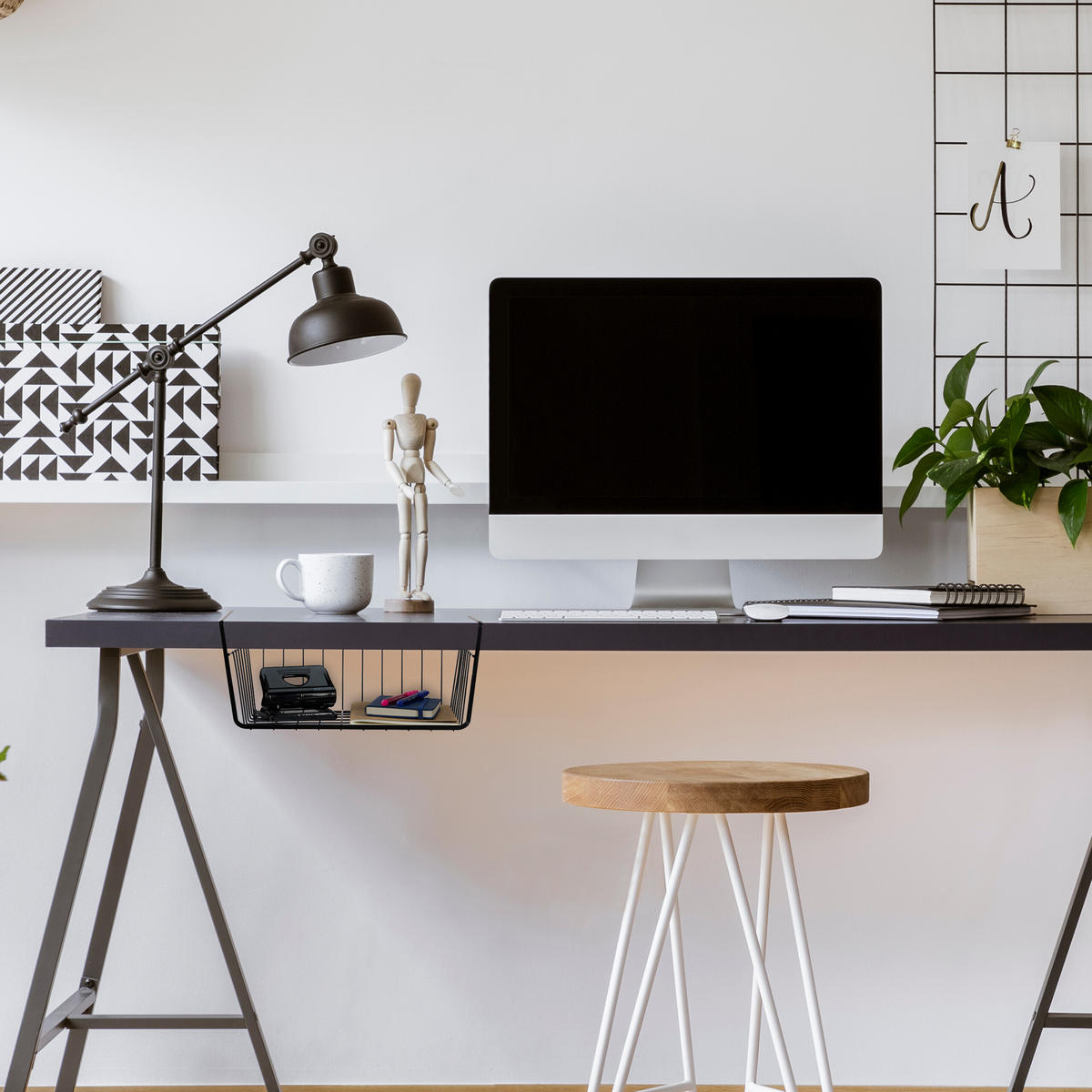 2xUNTERREGALHÄNGEKORB - Schwarz, Metall (34/15/25.5cm) - Relaxdays