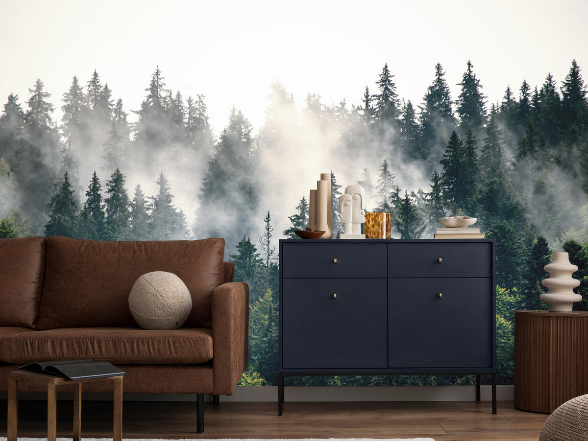 FOTOTAPETE für Wohnzimmer Nebeliger Nadelwald Berg Mystik Bäume 500x350 - Weiß/Grün, Papier (500/350cm) - Muralo