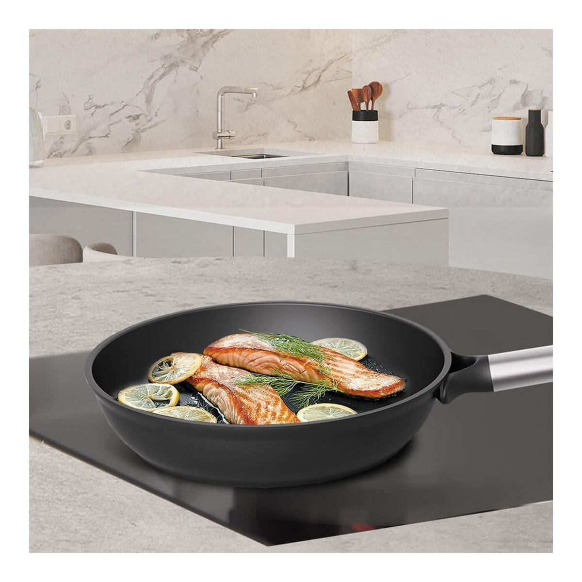 PFANNE Schwarz 39/24/4.8 cm MR122724 - Schwarz, Metall (24cm) - Maestro 