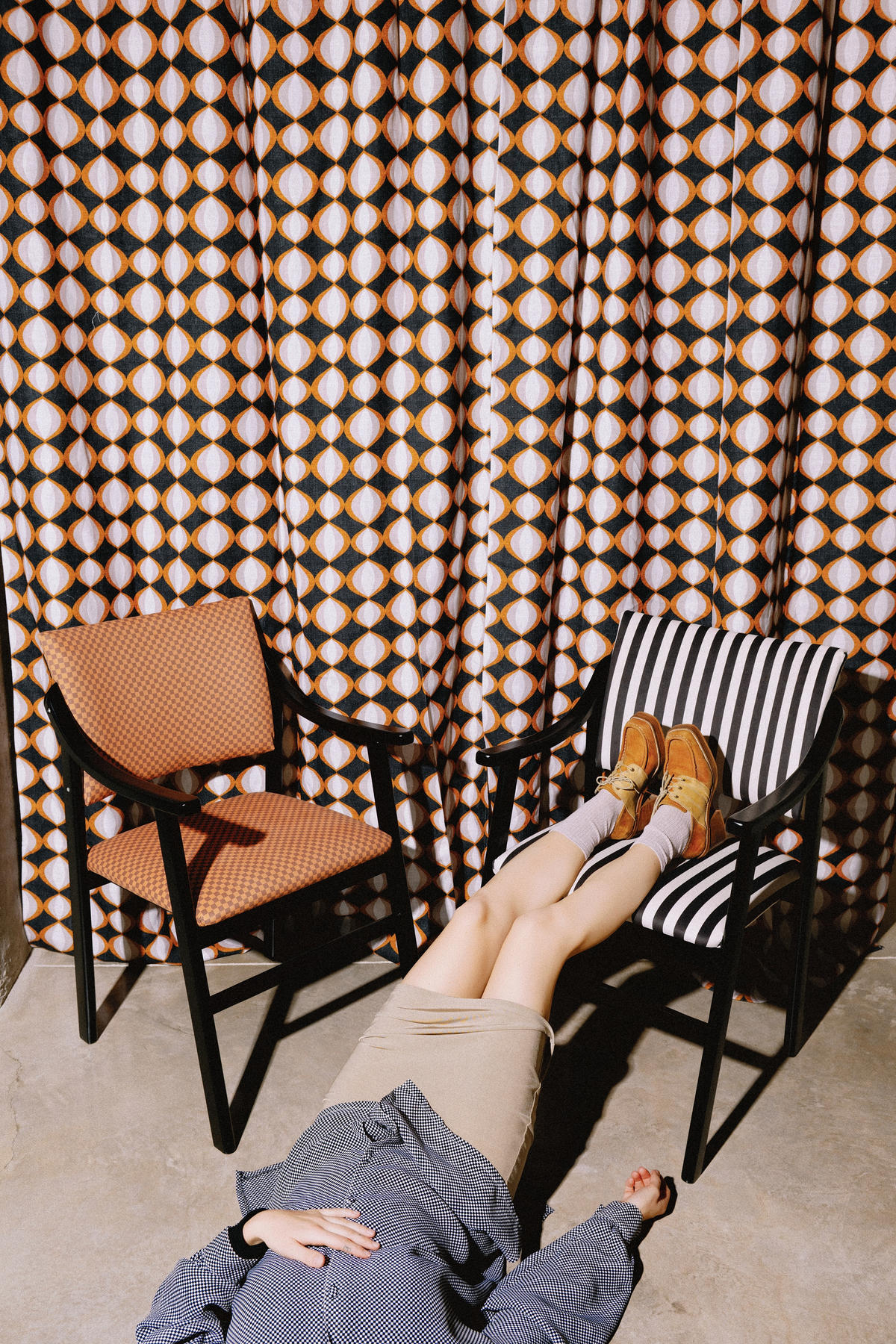 ARMLEHNSTUHL Buchenholz ETIENNE - Schwarz, Holz (43/84/52cm) - RNT By Really Nice Things