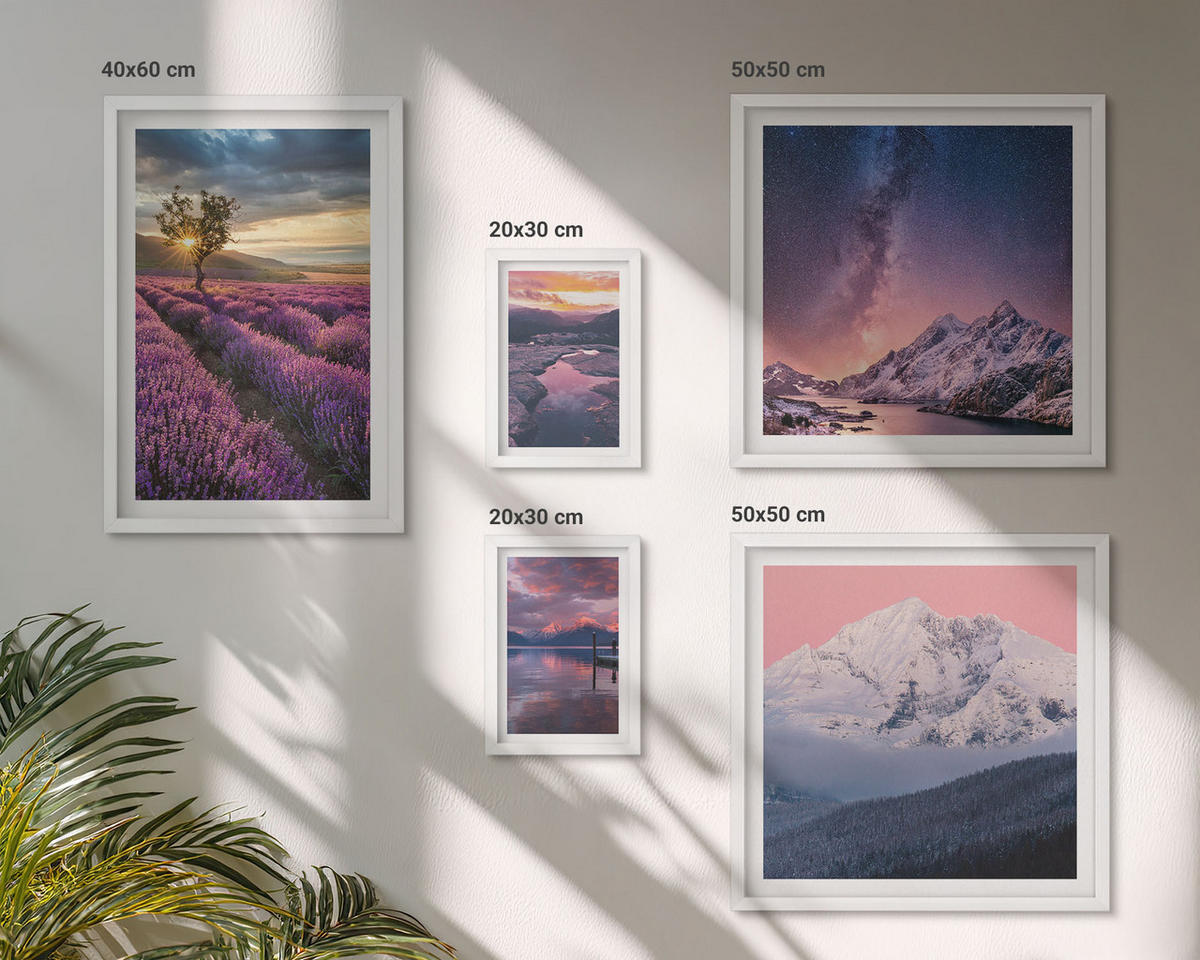 BILDER SET 5er Set - 50x50 cm & 20x30 cm & 40x60 cm Weißer Rahmen - Nachtstädte mit Neonlichtern - Weiß, Kunststoff (40/60cm) - TULUP