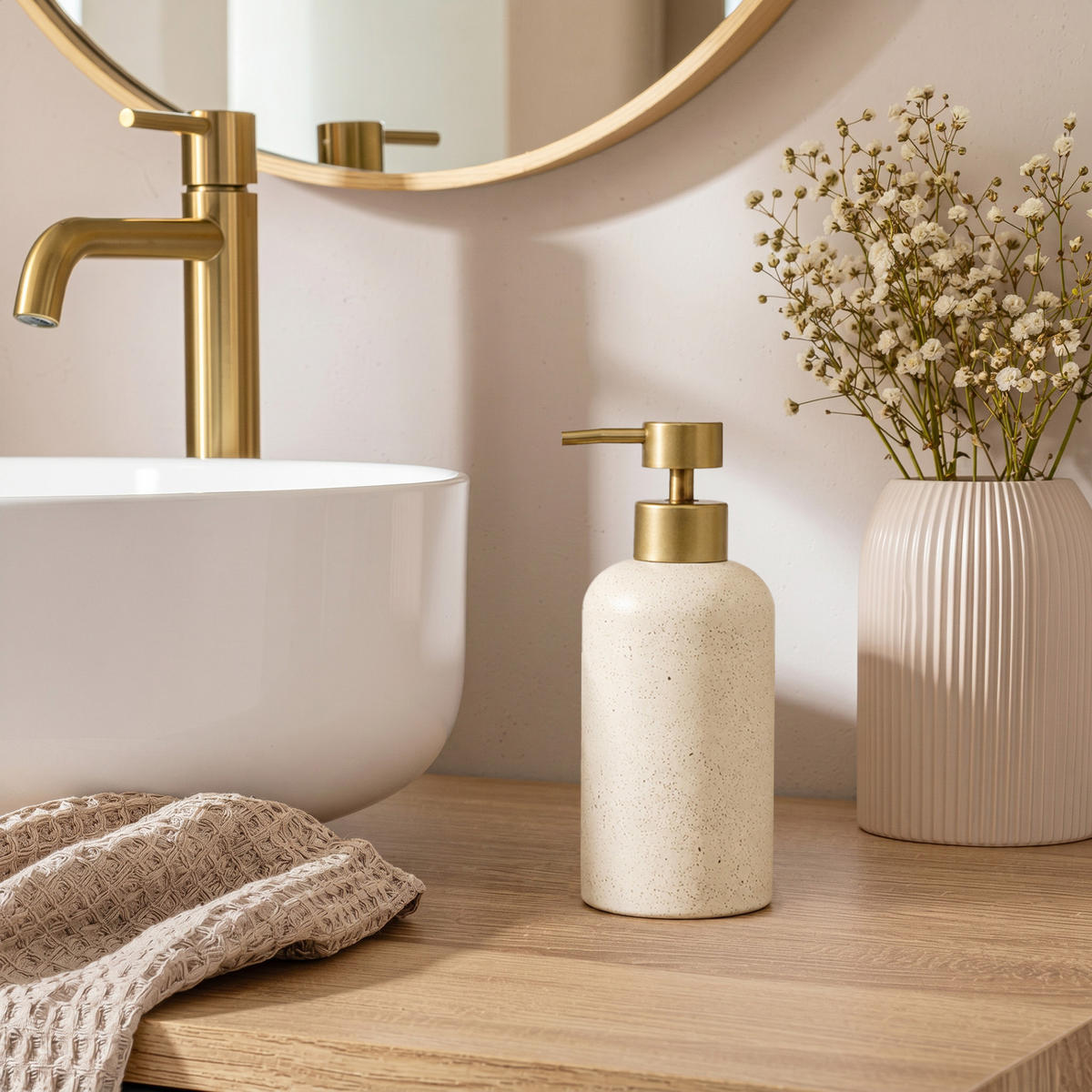 SEIFENSPENDER Oria 7/7/17,5 cm - Beige, Kunststoff (7/17.5/7cm) - Douceur d´intérieur