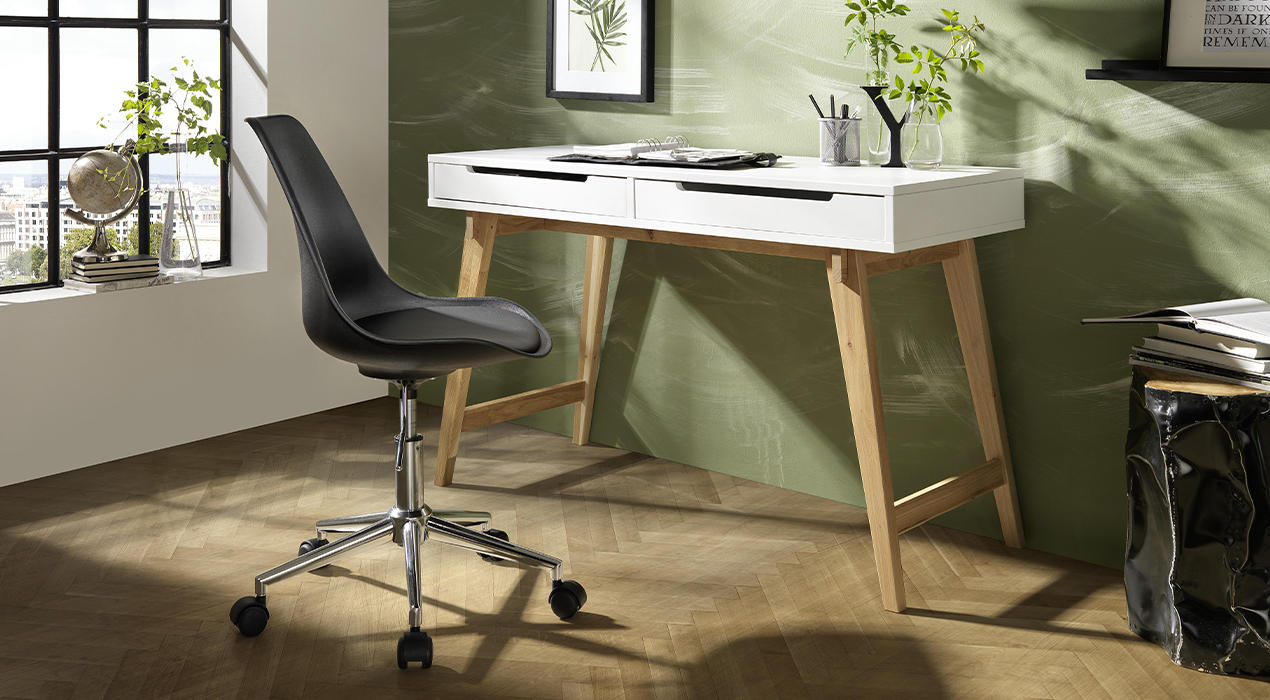 Schreibtisch-Holz.jpg