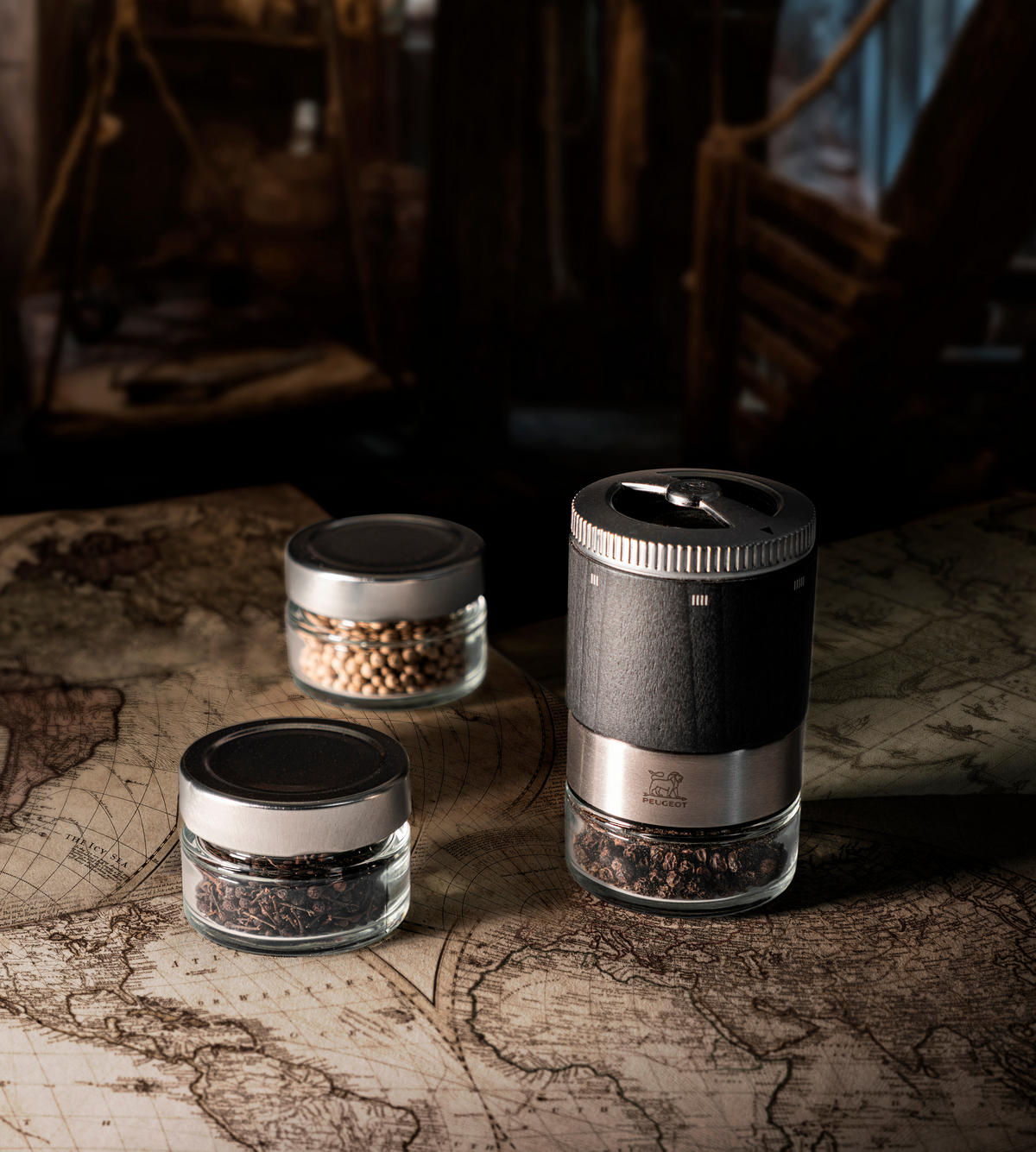 GESCHENKSET Pfeffermühle Maestro 11cm inkl. 3 Gläsern Graphit - Grau, Holz (6/11/6cm) - PEUGEOT