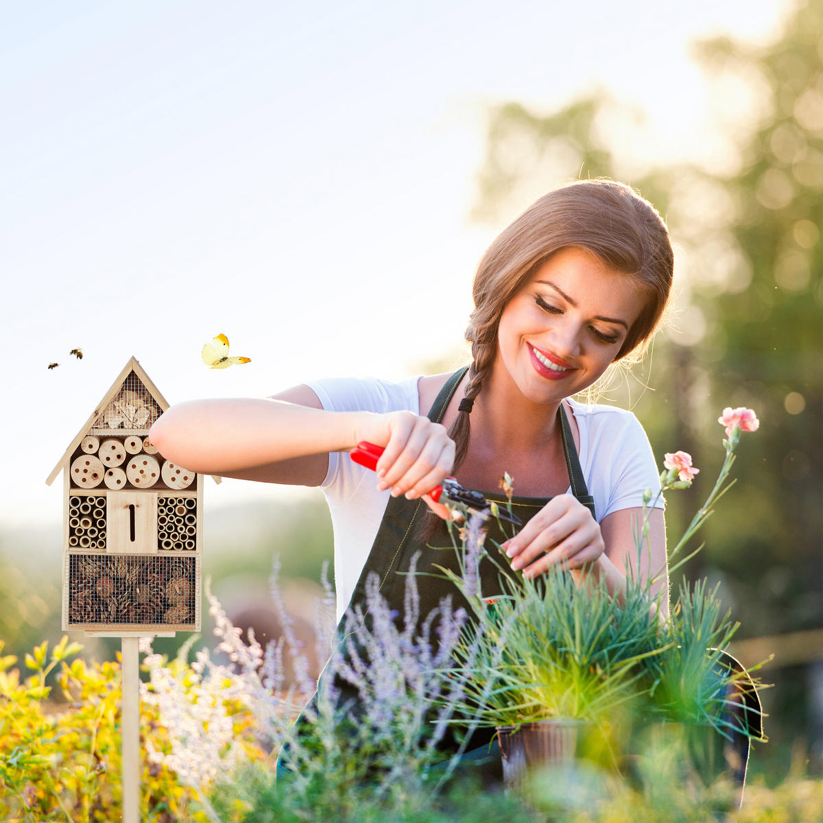 INSEKTENHOTEL - Hellbraun, Holz (47/140/47cm) - Relaxdays