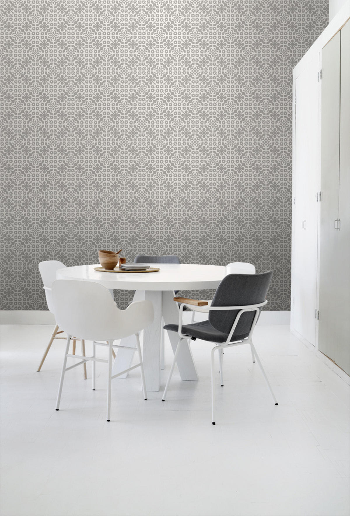TAPETE abgenutzte Fliesen 53 cm x 10.05 m - Braun, Papier (53/1000cm) - ESTAhome