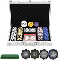 POKERCHIPS-SET DE-10860 200 Chips mit Koffer & 2 Kartendecks Silber - Silberfarben, Metall (22.5/29.5cm) - ComfortXL