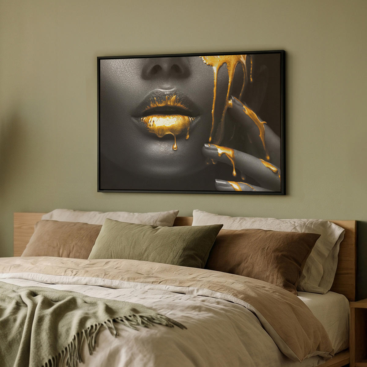 LEINWAND Bilder mit Rahmen - Frau - Schwarz - Gold - Gesicht - Lippen - 70x50 - Goldfarben, Textil (70/50cm) - MuchoWow