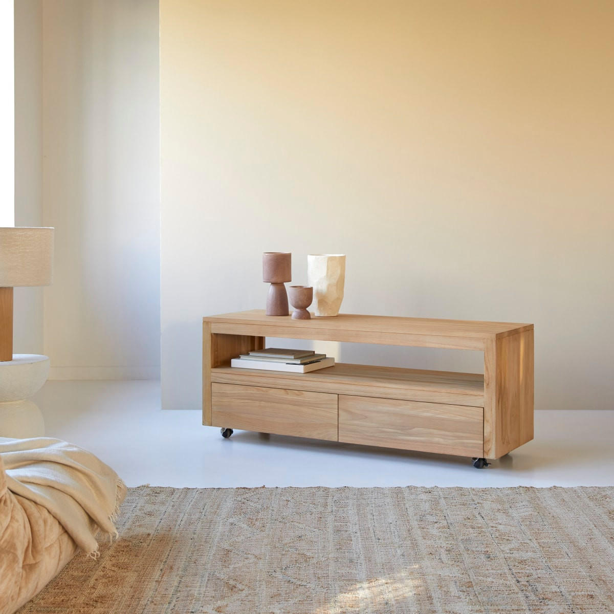TV-SCHRANK Anoa Natur aus Teak - Naturfarben, Holz (140/55/45cm) - Tikamoon