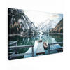 LEINWANDBILD Natur - Berge - Schnee - Wald - Boot 150x100 cm - Hellgrün, Textil (150/100cm) - MuchoWow