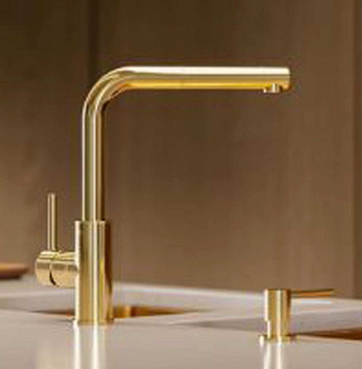 KÜCHENARMATUR Hochdruck Zeos Einhandmischer Gold Handbrause herausziehbar - Goldfarben, Metall (5/30.7/27.5cm) - Alveus