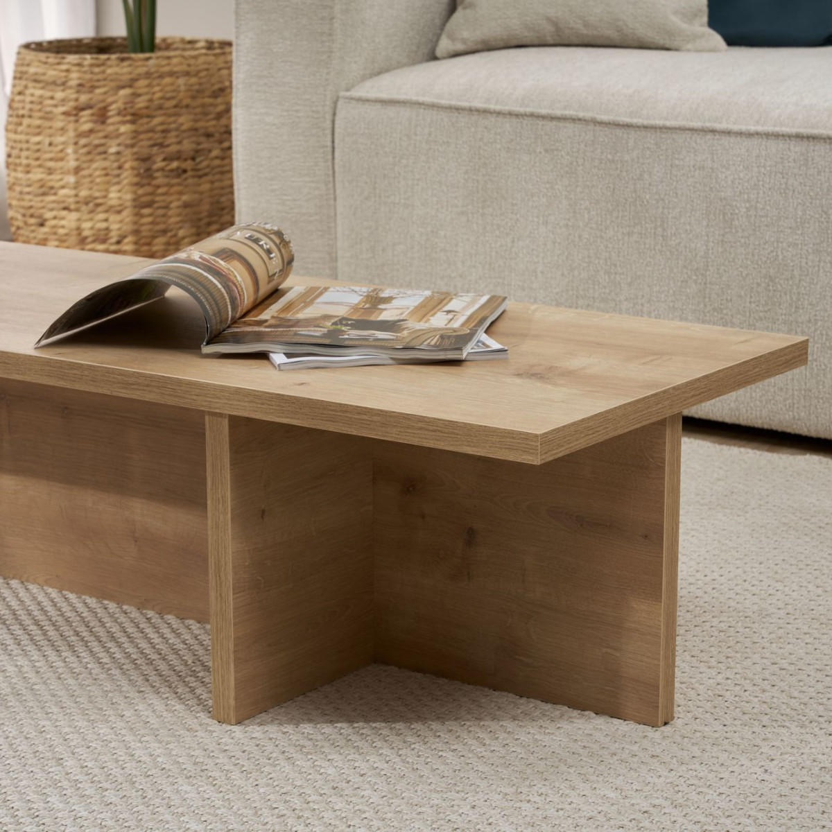 COUCHTISCH mit rechteckiger Platte und asymmetrischem Fuß L120 cm - HARBOR - Eichefarben, Holzwerkstoff (50/45/30cm) - Calicosy