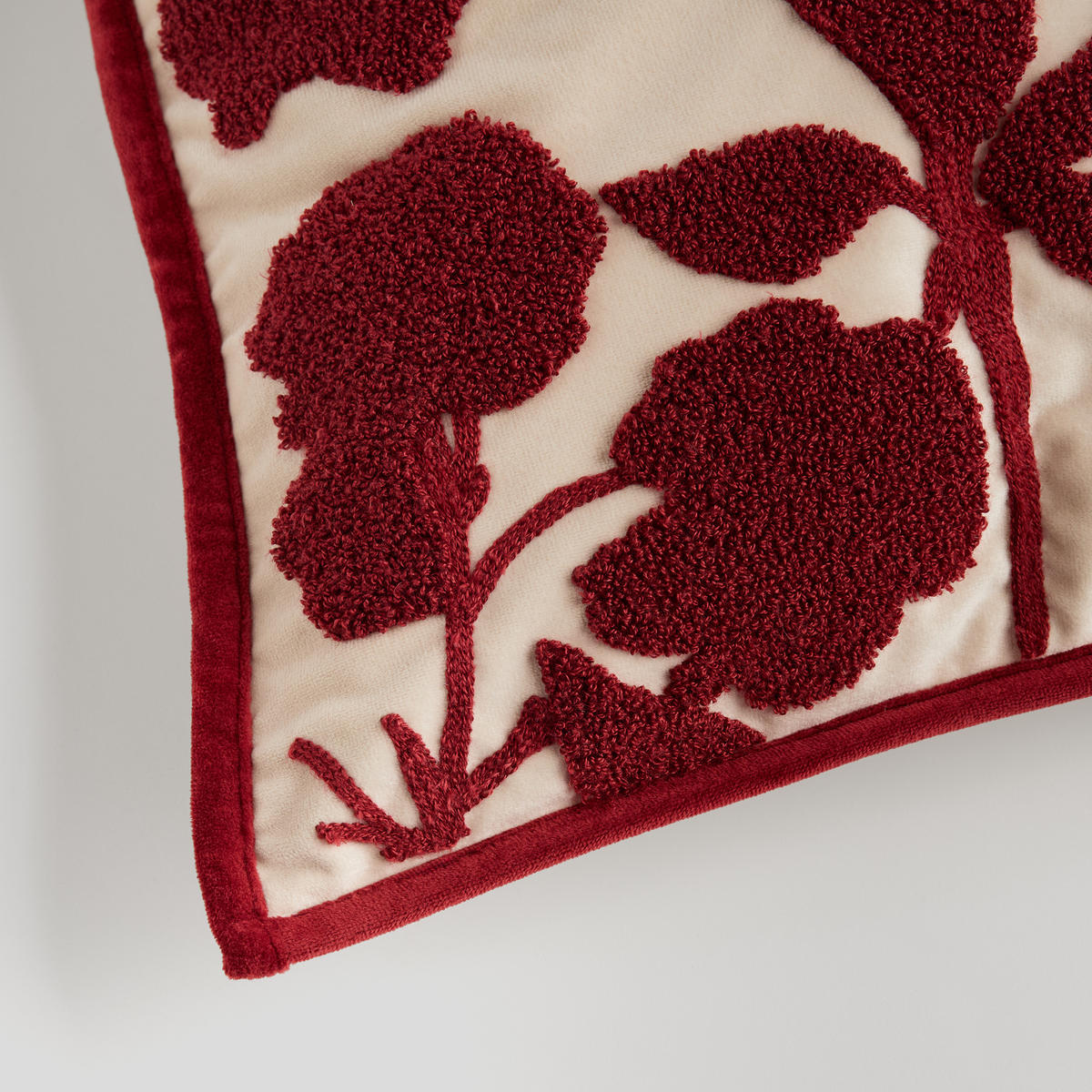 KISSENBEZUG Caleras - Weiß, Textil (45/45cm) - home&you