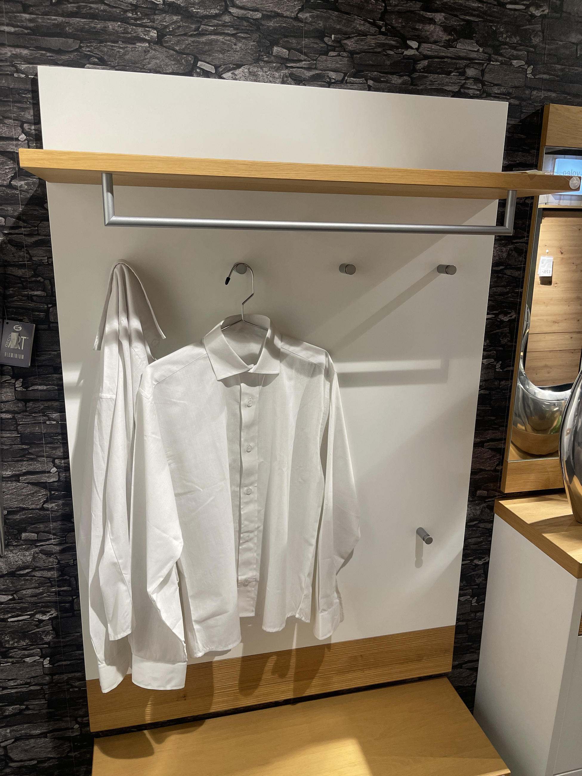 Garderobni panel - Dieter Knoll