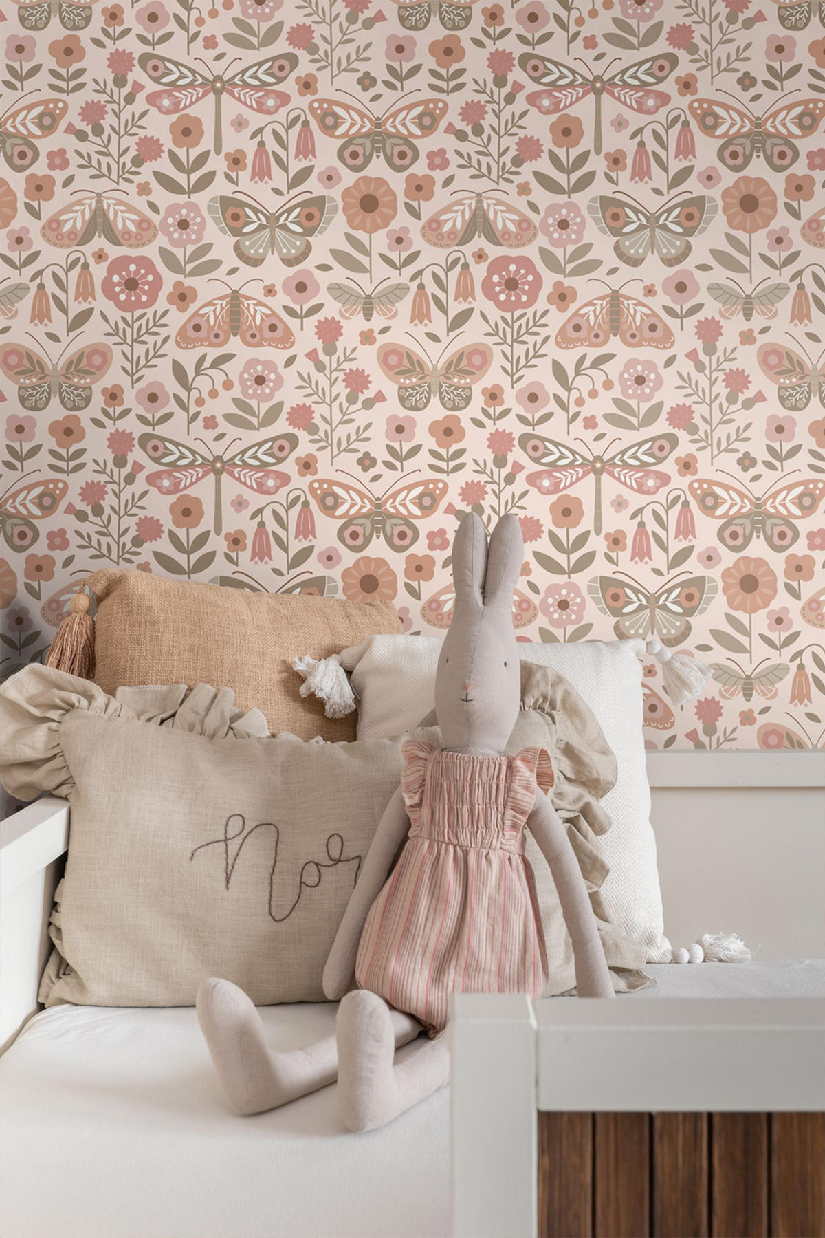 TAPETE Blumen & Schmetterlinge 50 x 900 cm - Pink, Papier (50/0.1cm) - ESTAhome