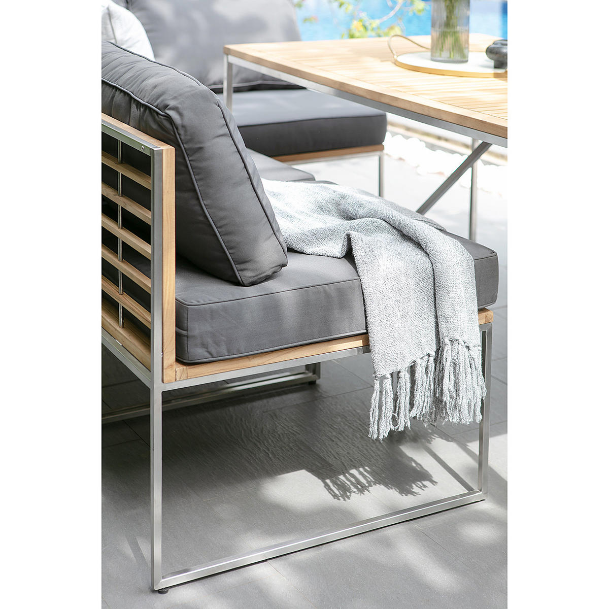 ECKBANK - Webstoff / Teak massiv - Grau / Braun - 4-teilig - Hellgrau, Holz/Textil (1/1/1cm) - home24