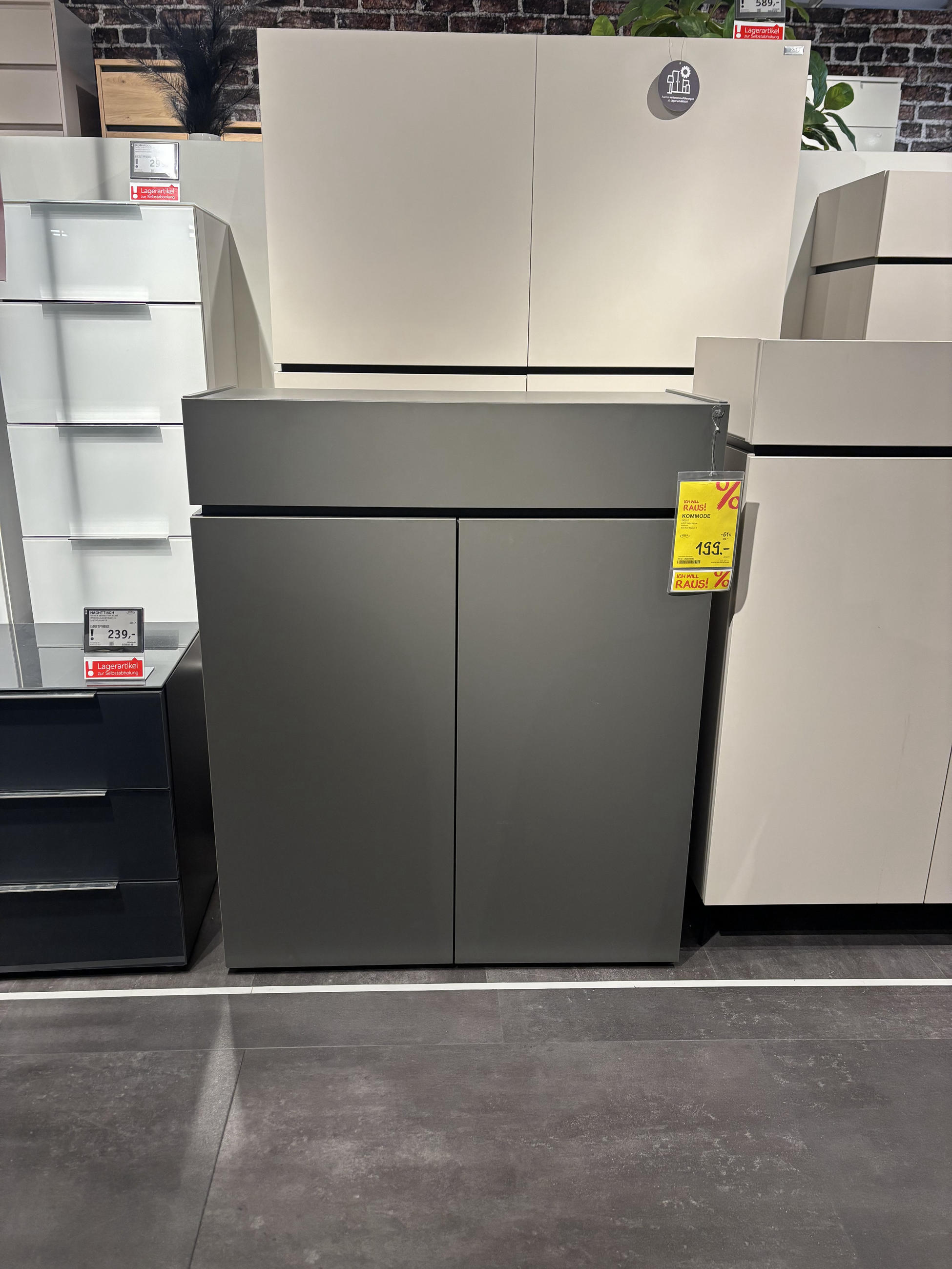 KOMMODE UNIQUE - Voleo