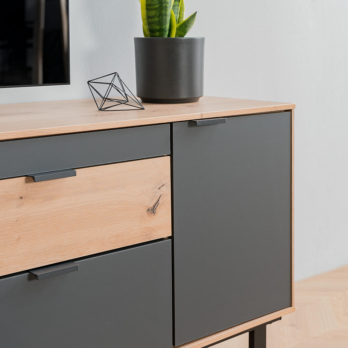 TV-LOWBOARD - Graphit / Eiche Artisan Dekor - Eichefarben/Schwarz, Holzwerkstoff/Metall (180/63/44cm) - home24