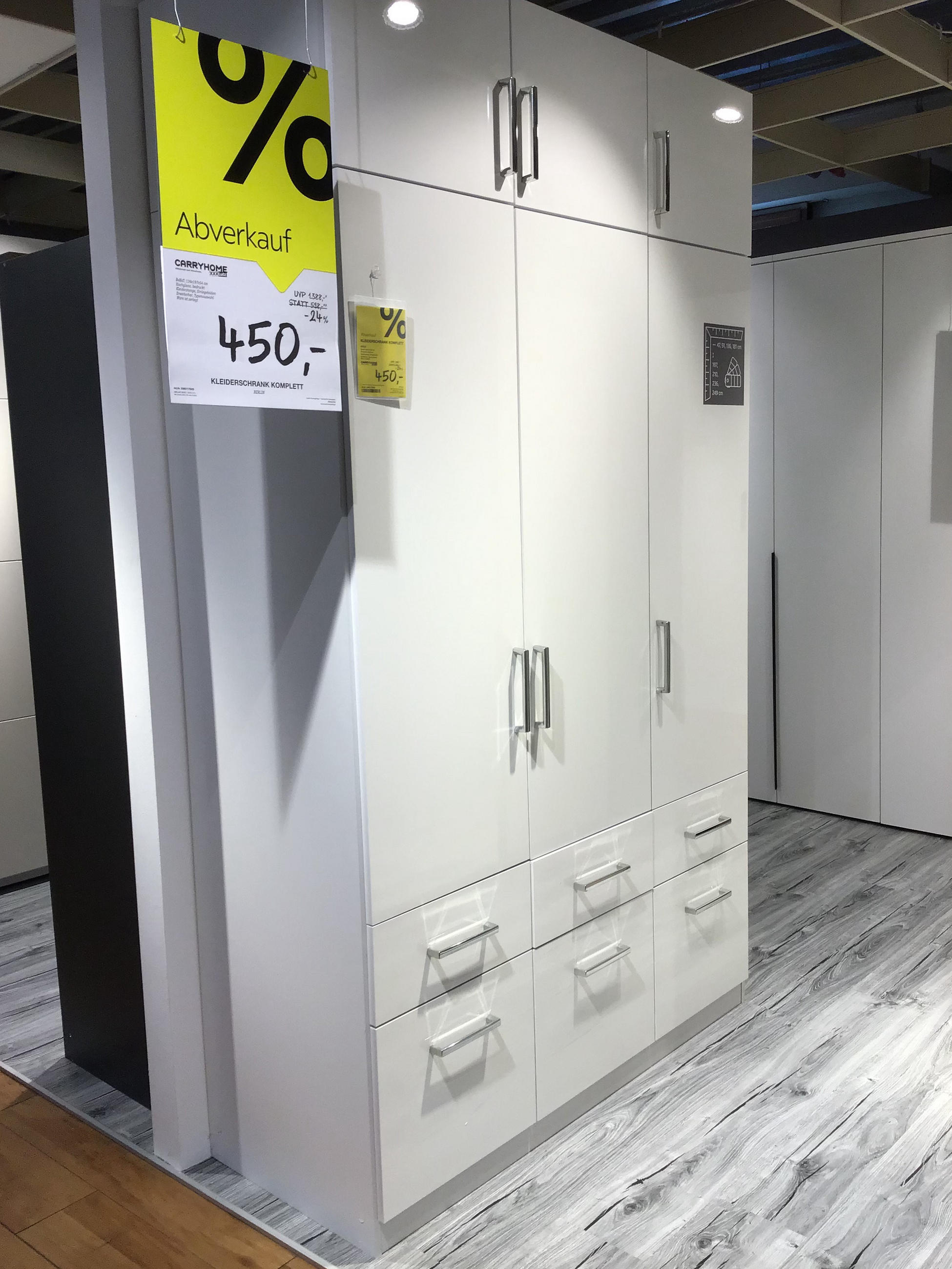 Schrank
