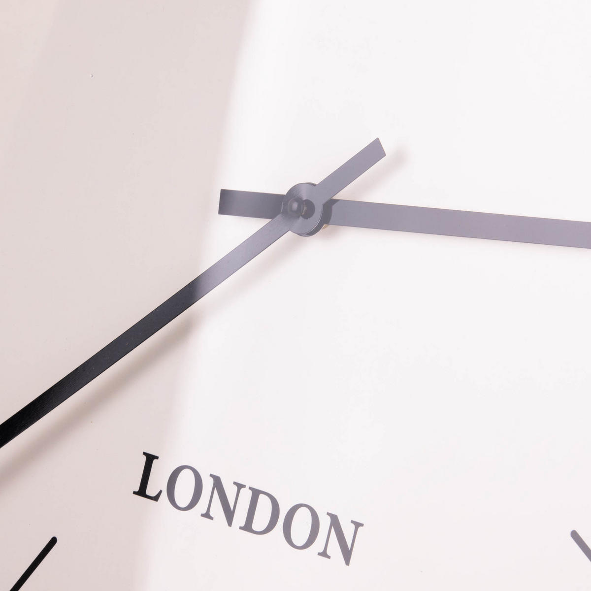 WANDUHR Küche minimalistisch Ø 50 cm - Weiß, Kunststoff (50/50/4.5cm) - Home Styling Collection