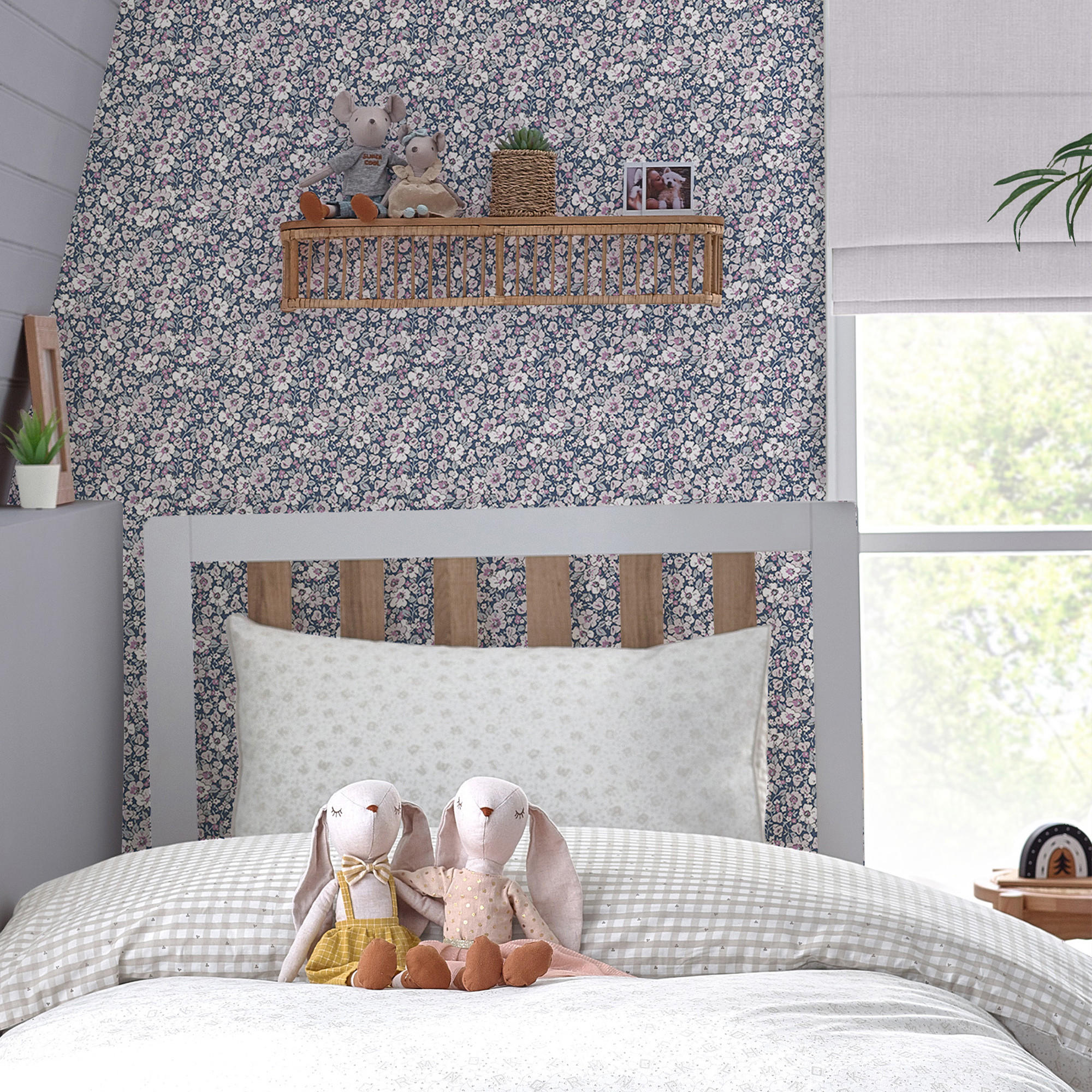 VLIESTAPETE Libby Lila | Lila | Blumen | 10mx52cm - Lila, Papier/Kunststoff (52/1000cm) - LAURA ASHLEY