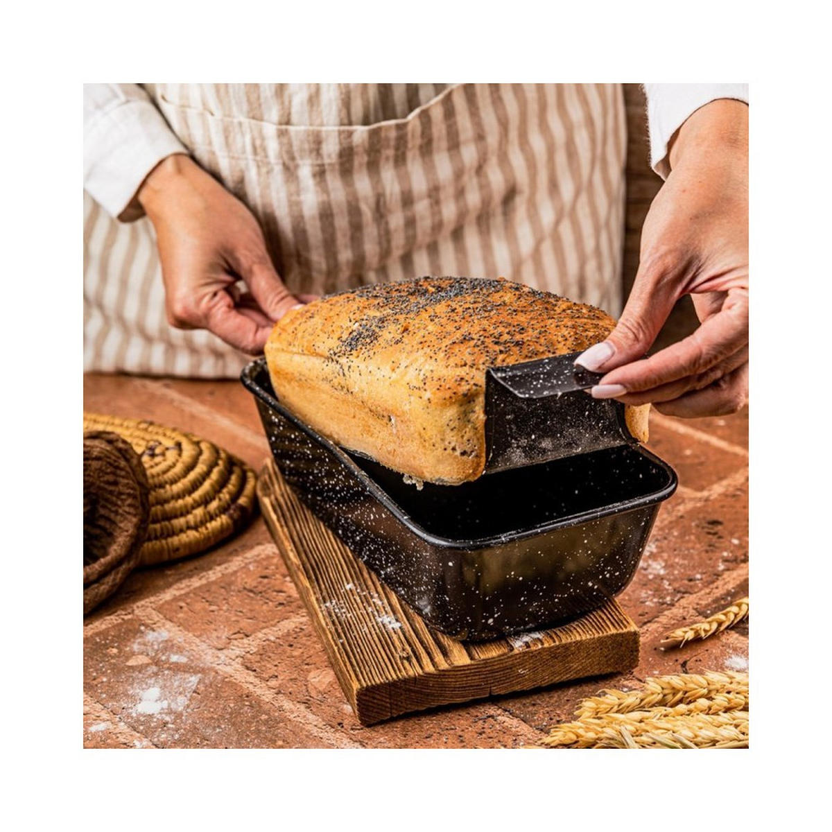 BROTBACKFORM 24x13,5cm mit Einsatz KH1953 - Schwarz, Metall (13.5/7/24cm) - Kinghoff 