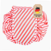 KOSMETIKTASCHE mit Reißverschlussfächern - Rot, Kunststoff (54/1/62cm) - Intirilife