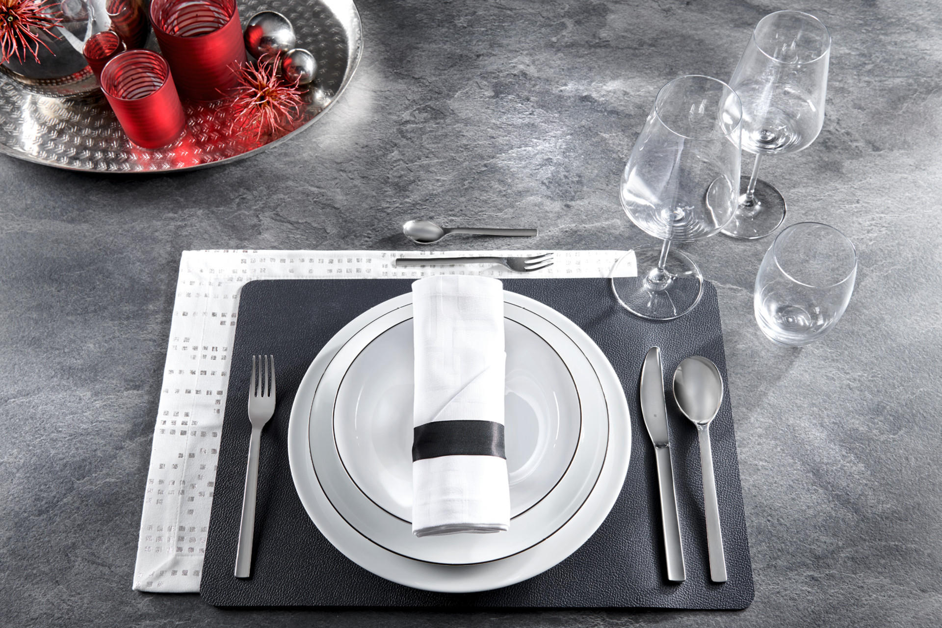 Tisch richtig decken wie im Sterne-Restaurant
