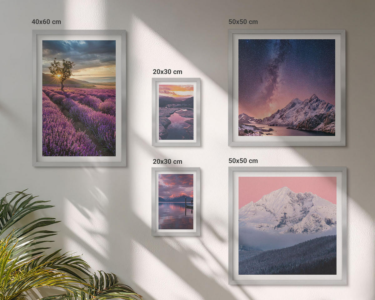BILDER SET 5er Set - 50x50 cm & 20x30 cm & 40x60 cm Silberner Rahmen - Nachtstädte mit Neonlichtern - Silberfarben, Kunststoff (40/60cm) - TULUP