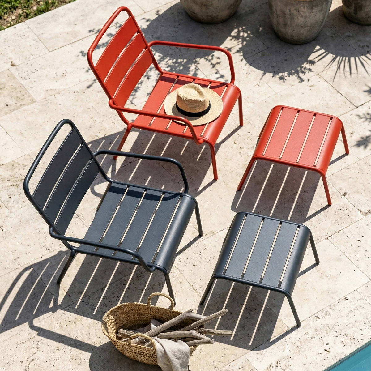 RELAXSESSEL MIT HOCKER 2-tlg., Grau/Rot - Rot, Metall (64/72/60cm) - Oviala