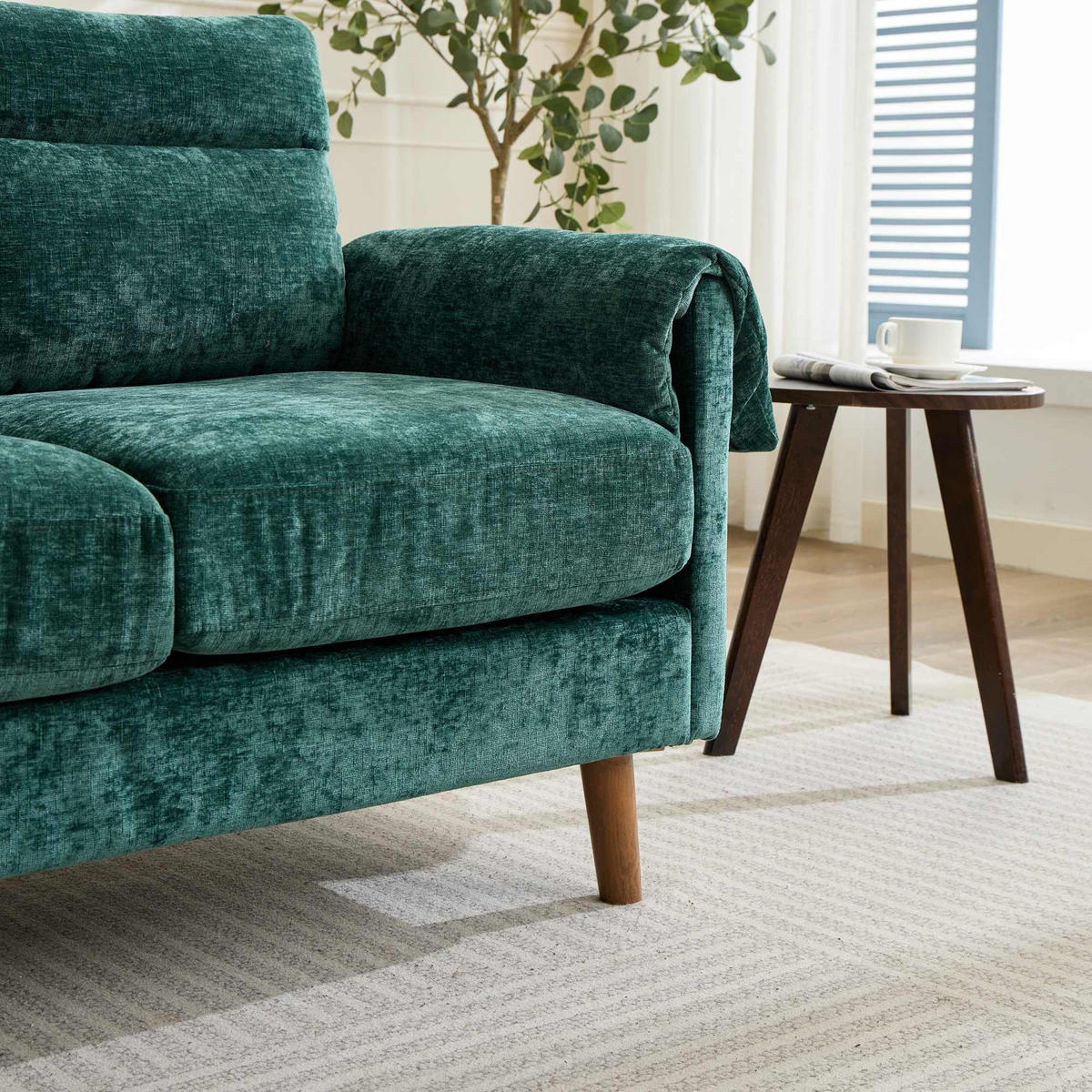2-SITZER-SOFA aus smaragdgrünem Chenille, kompakt und platzsparend - Grün, Textil (70/85/124cm) - Urban Meuble