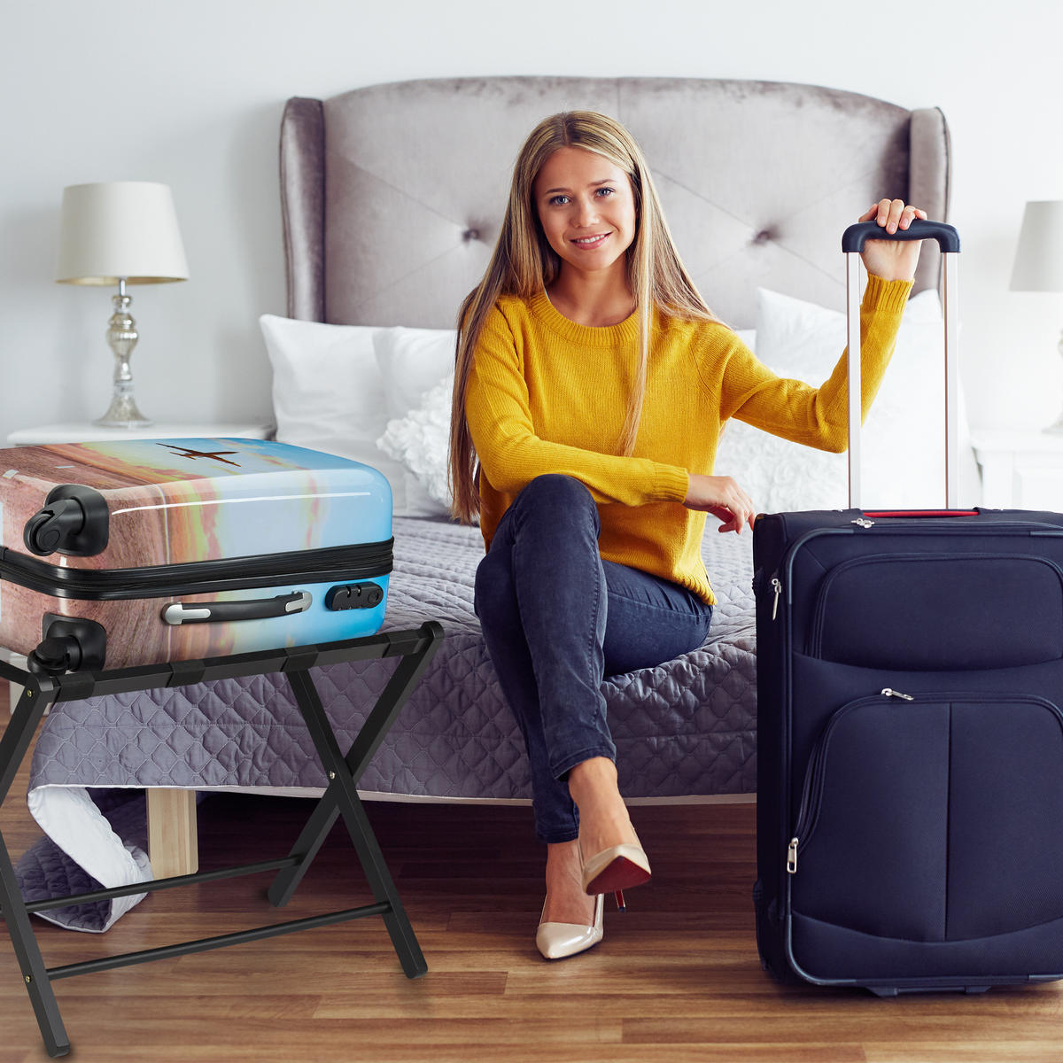 STOJAN na kufre - hnedá, drevo/textil (66/54.5/44cm) - Relaxdays