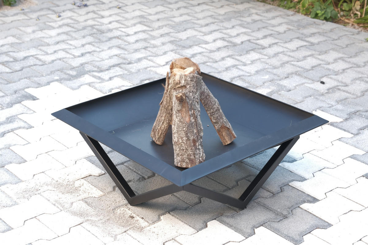 FEUERSCHALE Firesheet Schwarz 77 x 77 x 32 cm 17 kg aus Stahl pulverbeschichtet - Schwarz, Metall (77/32/77cm) - The Favilla