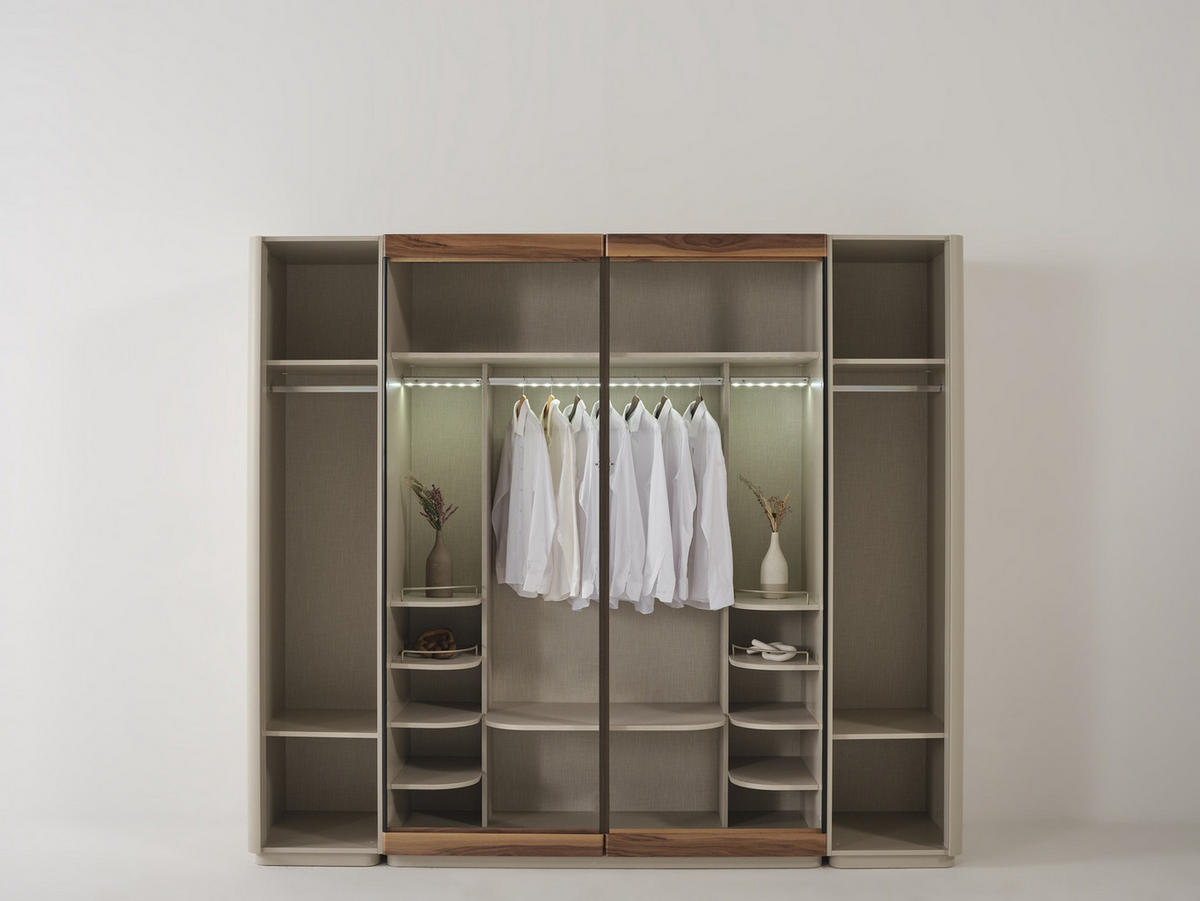 KLEIDERSCHRANK Estella 6 trg. - Creme, Holzwerkstoff (260/229/65cm)