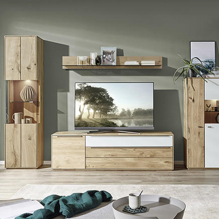 Waldwelt Wohnwand aus Holz