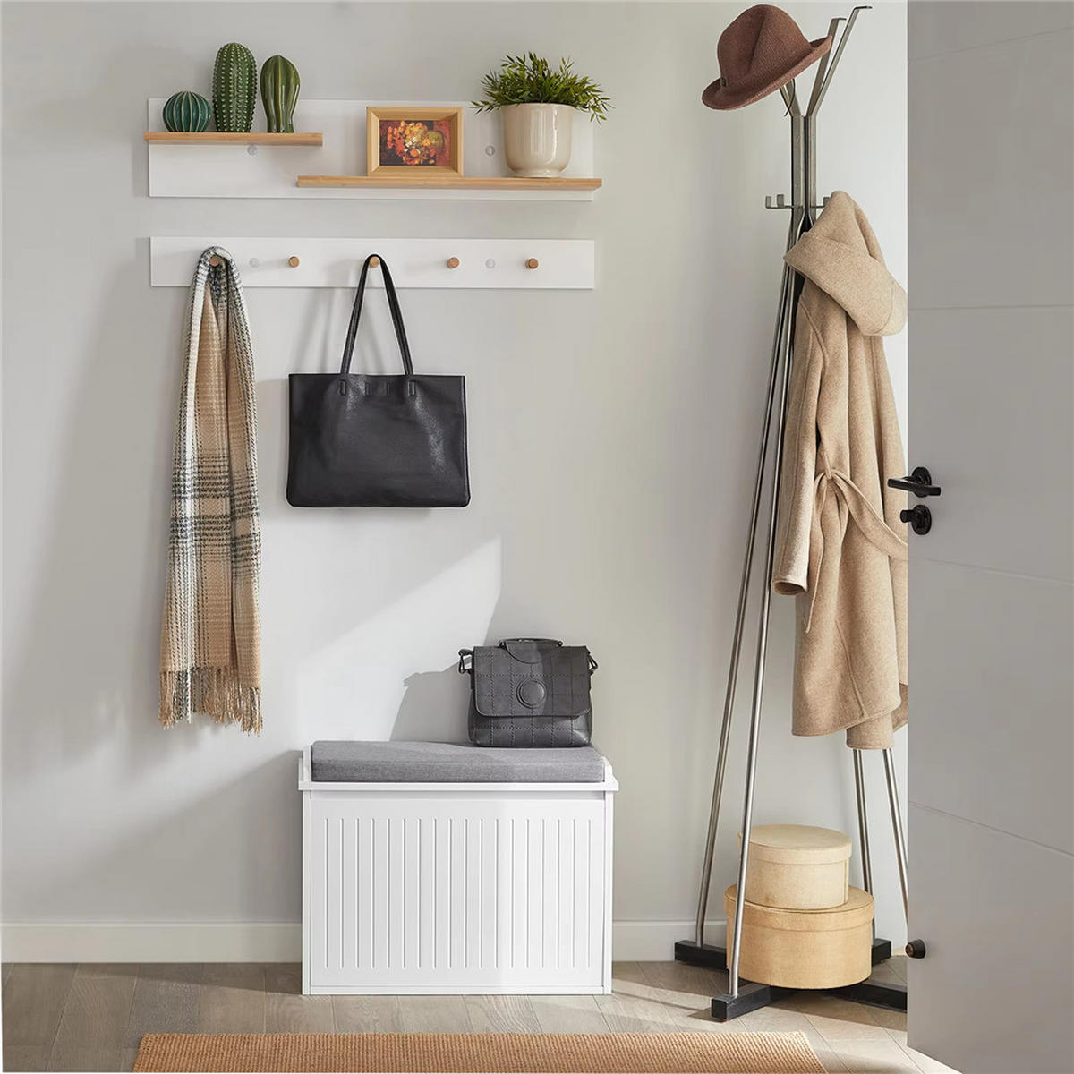 SCHUHSCHRANK Schuhkipper mit Sitzkissen Klappe, Weiß - Weiß, Holz (62/46/25cm) - Kaket