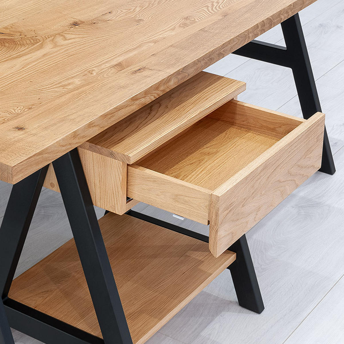 SCHREIBTISCH Arn aus massivem Eichenholz - Eichefarben/Schwarz, Holz/Metall (100/180/77cm) - Danzz