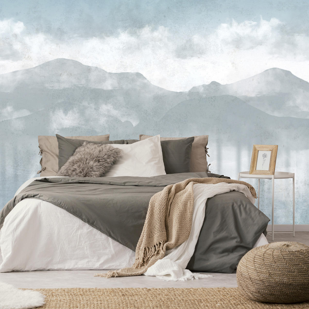 FOTOTAPETE Neblige blaue Landschaft Berge 350x256 - Blau/Weiß, Papier (350/256cm) - Muralo