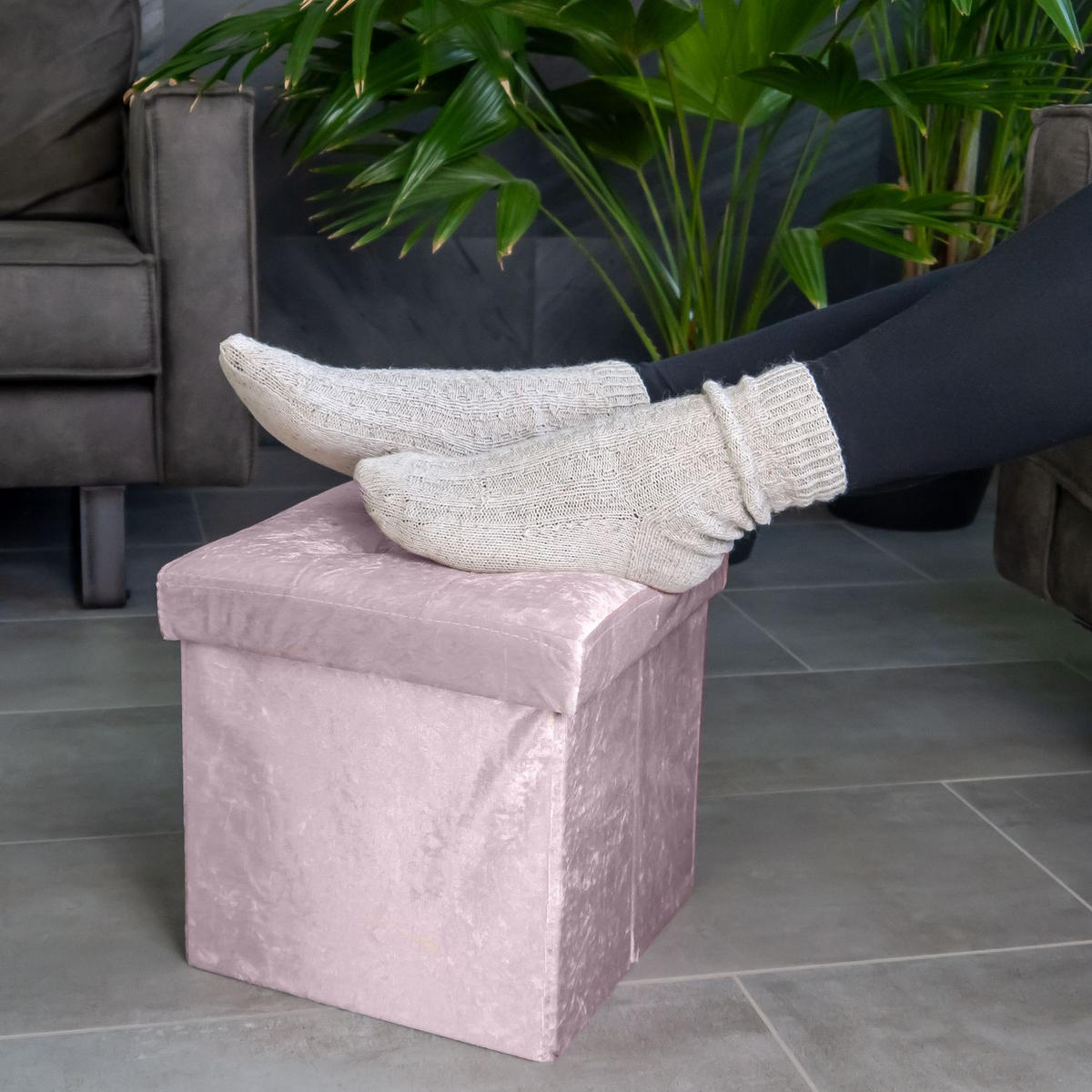SITZHOCKER Faltbar mit Samtbezug 38/38/38 cm (Rosa) - Rosa, Karton (38/38/38cm) - Intirilife