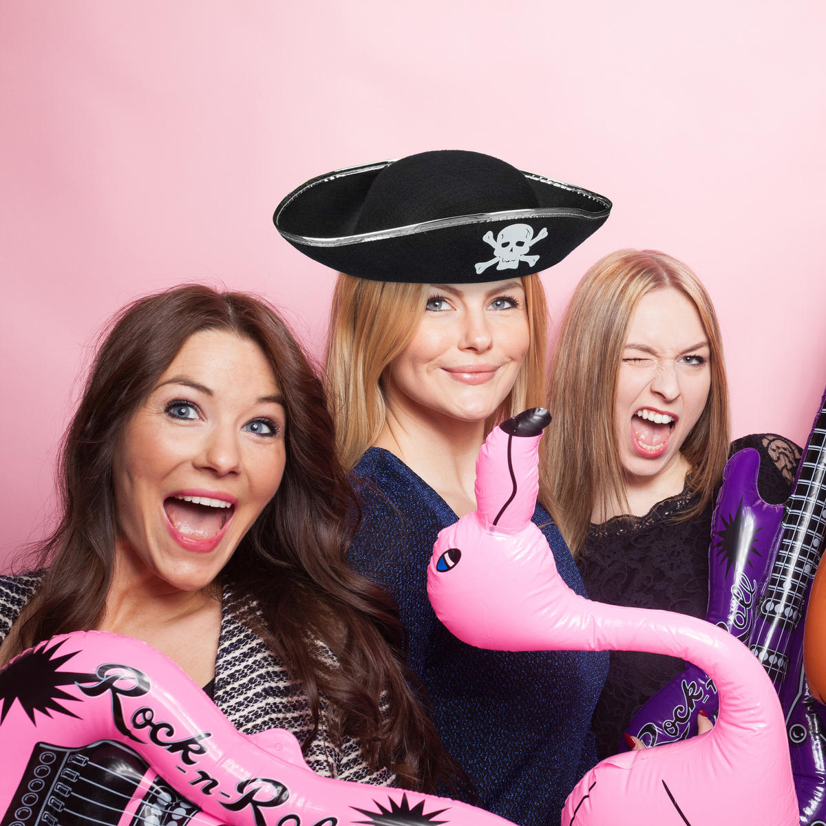 4XPIRATENHUT - Schwarz, Textil (33/11/24cm) - Relaxdays