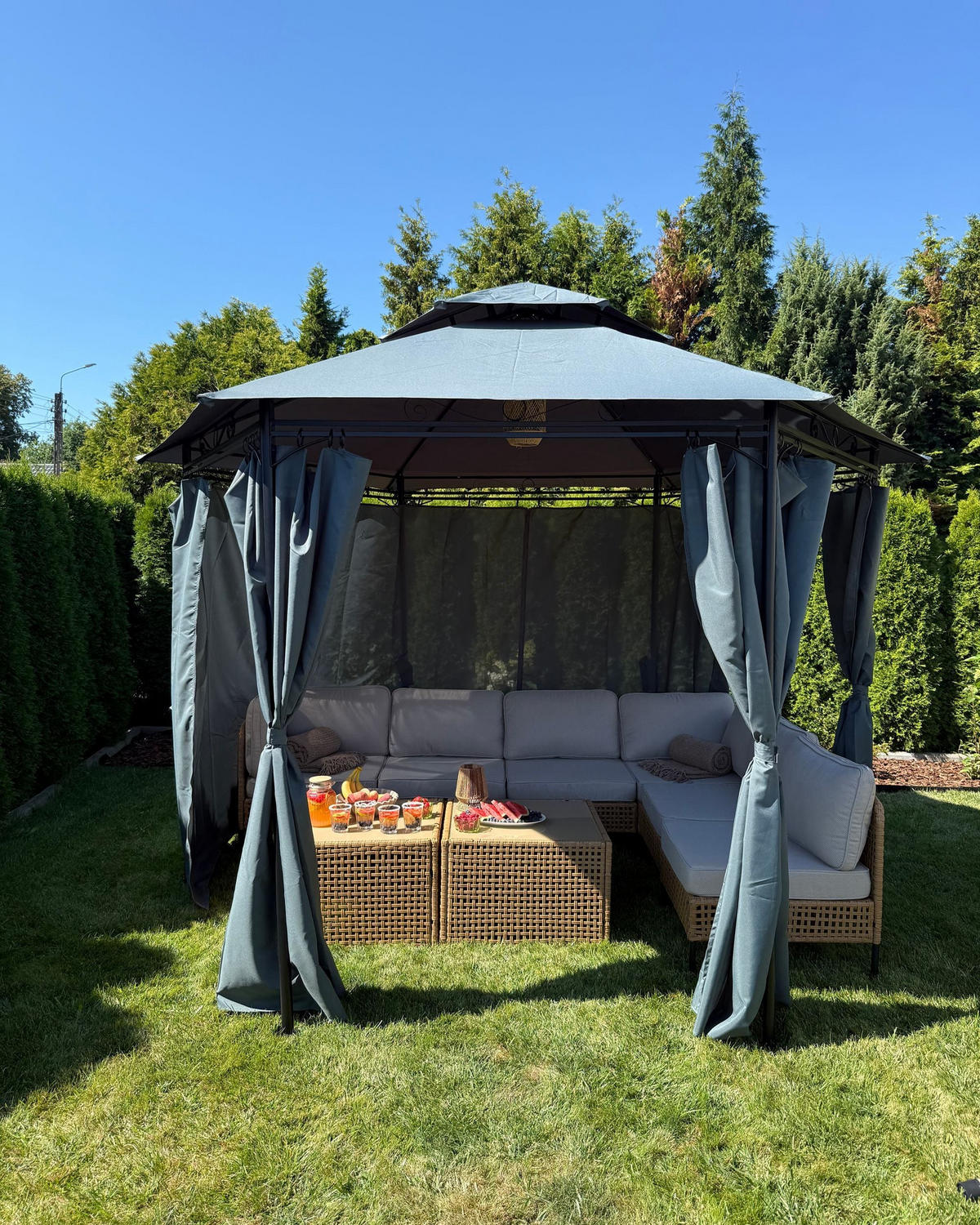 ZAHRADNÍ PAVILON Ocel grafitově šedý ⌀ 350 cm Portel - šedá/černá, kov (350/270/350cm) - Beliani